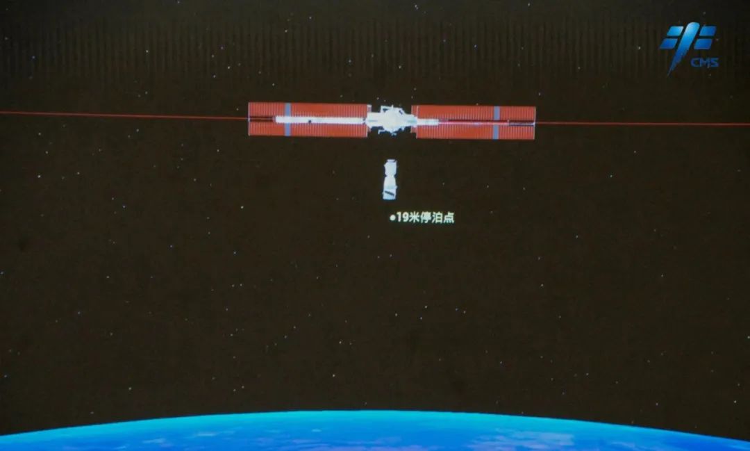 盛煌：神舟十八号与中国空间站完成自主快速交会对接